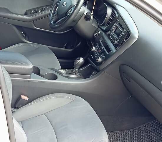 Серый Киа Оптима, объемом двигателя 2.4 л и пробегом 160 тыс. км за 10500 $, фото 25 на Automoto.ua