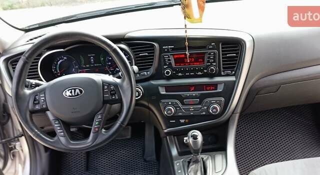 Серый Киа Оптима, объемом двигателя 2.4 л и пробегом 160 тыс. км за 10500 $, фото 29 на Automoto.ua