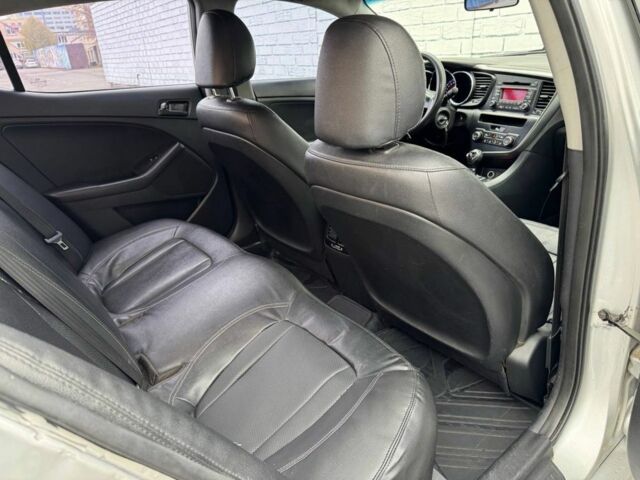 Серый Киа Оптима, объемом двигателя 2 л и пробегом 238 тыс. км за 6900 $, фото 13 на Automoto.ua