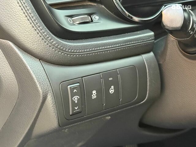 Серый Киа Оптима, объемом двигателя 2.4 л и пробегом 293 тыс. км за 10990 $, фото 9 на Automoto.ua