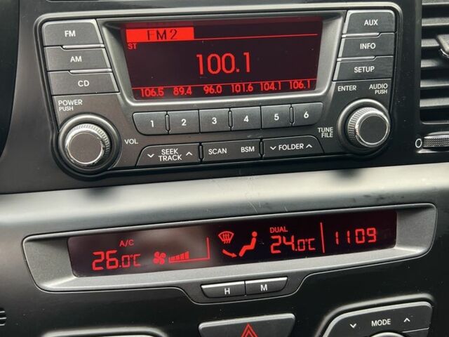 Серый Киа Оптима, объемом двигателя 2 л и пробегом 126 тыс. км за 9200 $, фото 15 на Automoto.ua