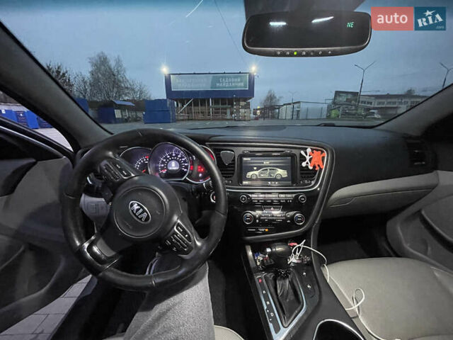 Серый Киа Оптима, объемом двигателя 2.36 л и пробегом 260 тыс. км за 7500 $, фото 12 на Automoto.ua