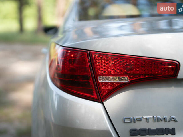 Серый Киа Оптима, объемом двигателя 2.4 л и пробегом 200 тыс. км за 9000 $, фото 55 на Automoto.ua