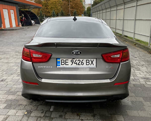 Серый Киа Оптима, объемом двигателя 2 л и пробегом 88 тыс. км за 13200 $, фото 5 на Automoto.ua