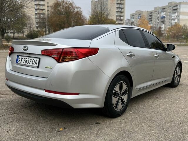 Серый Киа Оптима, объемом двигателя 2 л и пробегом 126 тыс. км за 9200 $, фото 3 на Automoto.ua