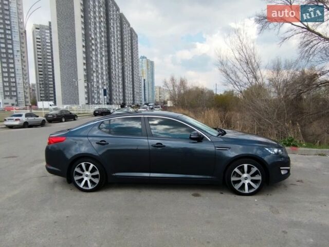 Серый Киа Оптима, объемом двигателя 2 л и пробегом 239 тыс. км за 9500 $, фото 3 на Automoto.ua