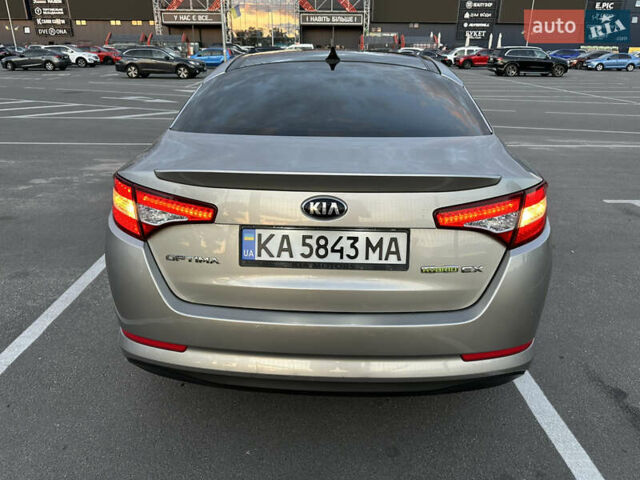 Серый Киа Оптима, объемом двигателя 2.36 л и пробегом 179 тыс. км за 10000 $, фото 23 на Automoto.ua