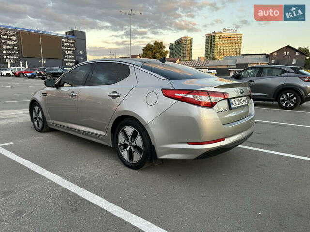 Серый Киа Оптима, объемом двигателя 2.36 л и пробегом 179 тыс. км за 10000 $, фото 6 на Automoto.ua