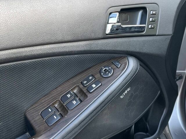 Серый Киа Оптима, объемом двигателя 2 л и пробегом 193 тыс. км за 9999 $, фото 8 на Automoto.ua