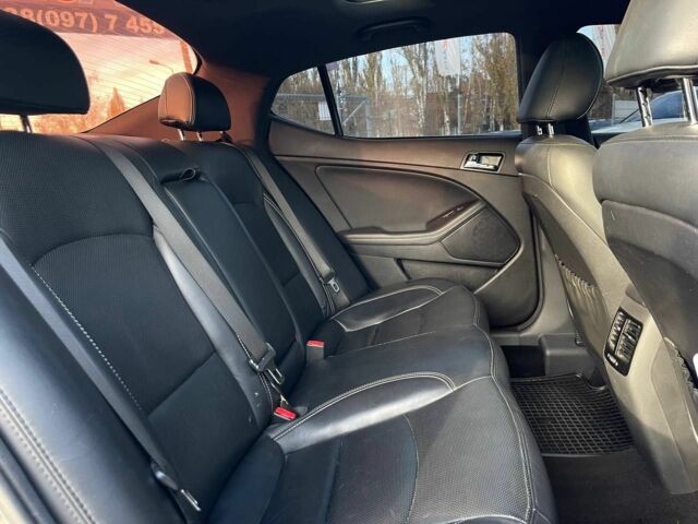 Серый Киа Оптима, объемом двигателя 2 л и пробегом 193 тыс. км за 9999 $, фото 21 на Automoto.ua