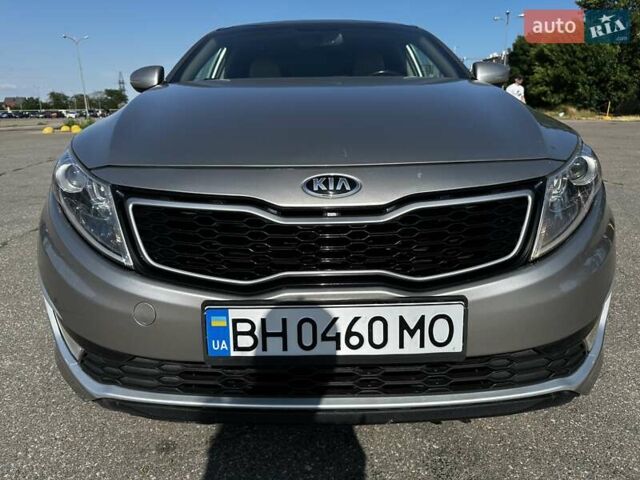 Сірий Кіа Оптіма, об'ємом двигуна 2.4 л та пробігом 145 тис. км за 10500 $, фото 4 на Automoto.ua