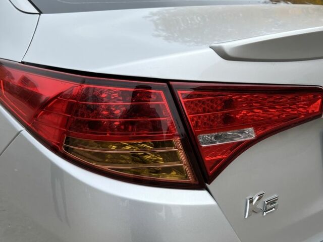 Серый Киа Оптима, объемом двигателя 2 л и пробегом 126 тыс. км за 9200 $, фото 7 на Automoto.ua