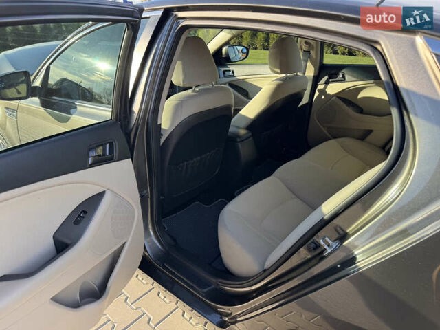 Серый Киа Оптима, объемом двигателя 2.4 л и пробегом 124 тыс. км за 9200 $, фото 9 на Automoto.ua