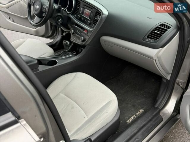 Серый Киа Оптима, объемом двигателя 1.69 л и пробегом 136 тыс. км за 9100 $, фото 22 на Automoto.ua