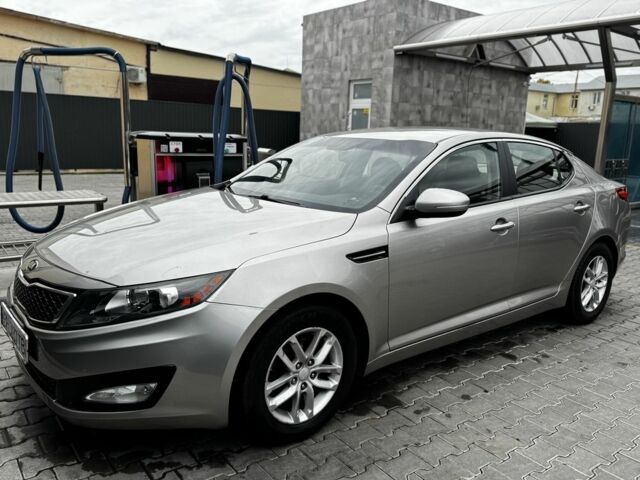 Сірий Кіа Оптіма, об'ємом двигуна 2.4 л та пробігом 220 тис. км за 8150 $, фото 4 на Automoto.ua