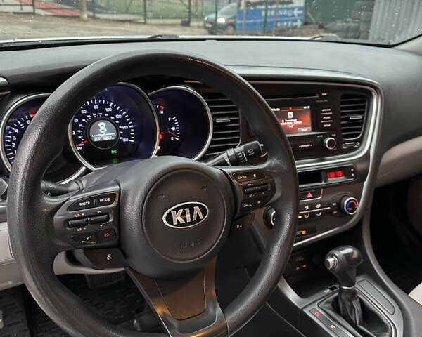 Серый Киа Оптима, объемом двигателя 0 л и пробегом 160 тыс. км за 9500 $, фото 6 на Automoto.ua