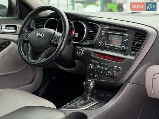 Серый Киа Оптима, объемом двигателя 2.4 л и пробегом 191 тыс. км за 9200 $, фото 18 на Automoto.ua