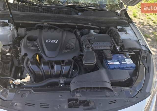 Сірий Кіа Оптіма, об'ємом двигуна 2.4 л та пробігом 246 тис. км за 8300 $, фото 3 на Automoto.ua