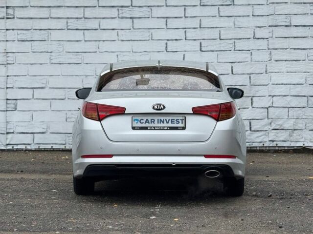 Серый Киа Оптима, объемом двигателя 2 л и пробегом 238 тыс. км за 6900 $, фото 4 на Automoto.ua