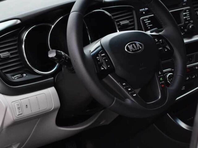 Сірий Кіа Оптіма, об'ємом двигуна 2.4 л та пробігом 188 тис. км за 10200 $, фото 7 на Automoto.ua