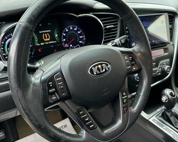 Серый Киа Оптима, объемом двигателя 2.4 л и пробегом 220 тыс. км за 8900 $, фото 13 на Automoto.ua