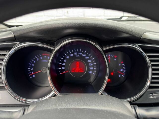 Серый Киа Оптима, объемом двигателя 2 л и пробегом 238 тыс. км за 6900 $, фото 17 на Automoto.ua