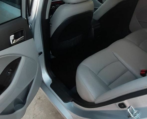 Сірий Кіа Оптіма, об'ємом двигуна 2.4 л та пробігом 150 тис. км за 9500 $, фото 5 на Automoto.ua