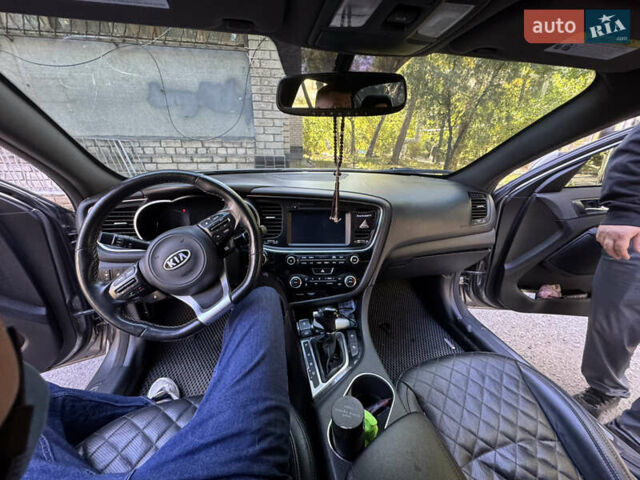 Серый Киа Оптима, объемом двигателя 2 л и пробегом 153 тыс. км за 12800 $, фото 7 на Automoto.ua