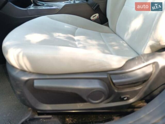 Серый Киа Оптима, объемом двигателя 2.36 л и пробегом 197 тыс. км за 10000 $, фото 14 на Automoto.ua