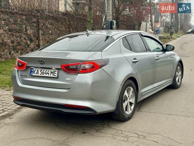 Серый Киа Оптима, объемом двигателя 2.36 л и пробегом 209 тыс. км за 9500 $, фото 5 на Automoto.ua