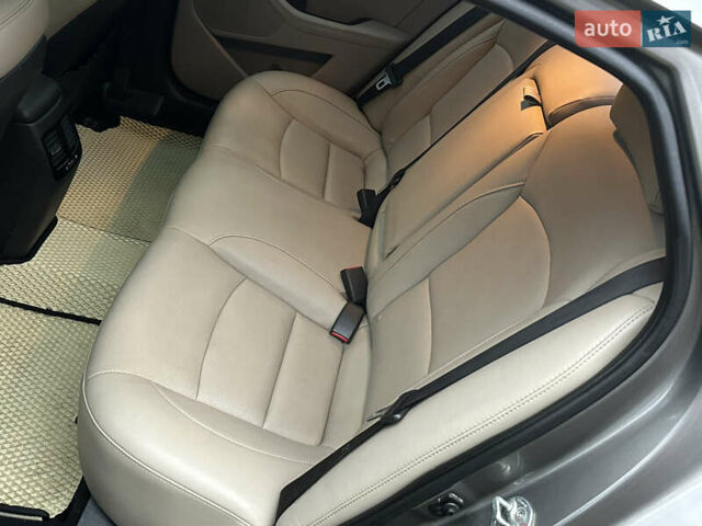 Сірий Кіа Оптіма, об'ємом двигуна 2.36 л та пробігом 220 тис. км за 8500 $, фото 19 на Automoto.ua