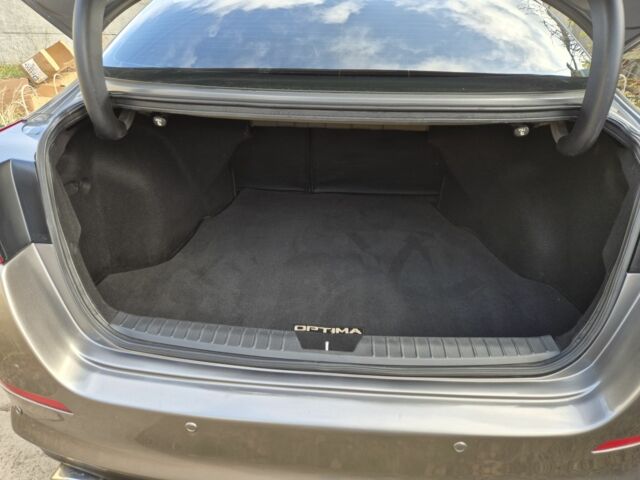 Серый Киа Оптима, объемом двигателя 2.4 л и пробегом 202 тыс. км за 9700 $, фото 7 на Automoto.ua