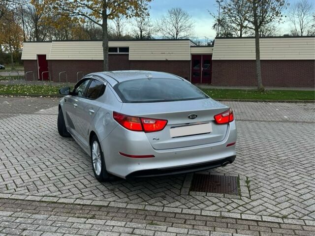 Серый Киа Оптима, объемом двигателя 2 л и пробегом 250 тыс. км за 9100 $, фото 3 на Automoto.ua