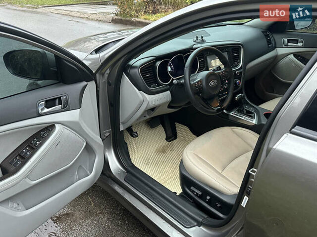 Сірий Кіа Оптіма, об'ємом двигуна 2.36 л та пробігом 220 тис. км за 8500 $, фото 15 на Automoto.ua