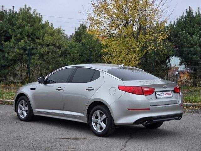 Сірий Кіа Оптіма, об'ємом двигуна 2.4 л та пробігом 139 тис. км за 9499 $, фото 3 на Automoto.ua