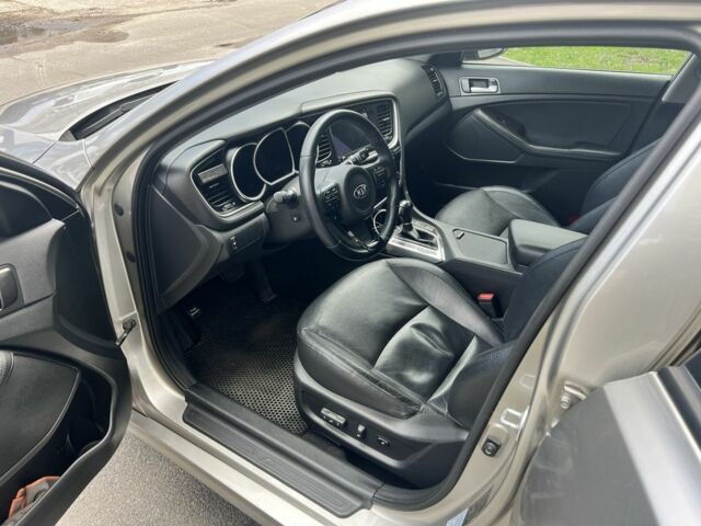 Серый Киа Оптима, объемом двигателя 2 л и пробегом 260 тыс. км за 11650 $, фото 6 на Automoto.ua