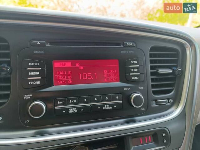 Серый Киа Оптима, объемом двигателя 2.36 л и пробегом 197 тыс. км за 10000 $, фото 46 на Automoto.ua