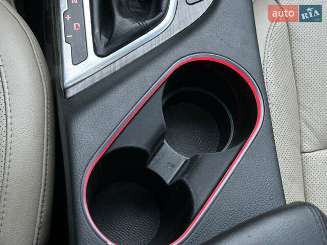 Сірий Кіа Оптіма, об'ємом двигуна 2.36 л та пробігом 220 тис. км за 8500 $, фото 39 на Automoto.ua