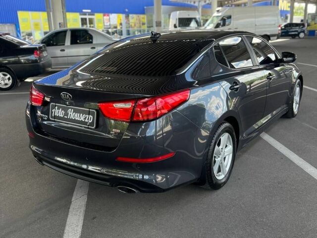 Серый Киа Оптима, объемом двигателя 0 л и пробегом 250 тыс. км за 9500 $, фото 5 на Automoto.ua