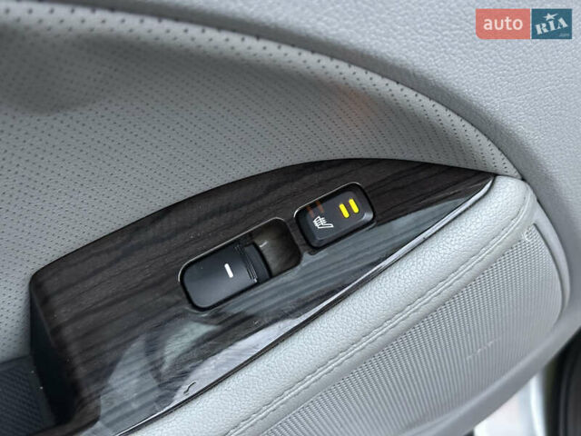 Сірий Кіа Оптіма, об'ємом двигуна 2.36 л та пробігом 220 тис. км за 8500 $, фото 32 на Automoto.ua