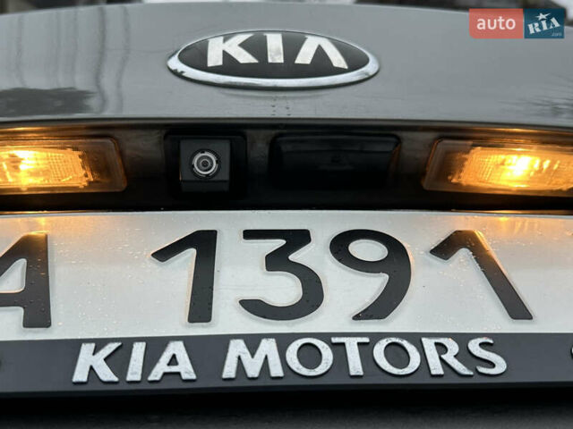 Сірий Кіа Оптіма, об'ємом двигуна 2.36 л та пробігом 220 тис. км за 8500 $, фото 14 на Automoto.ua