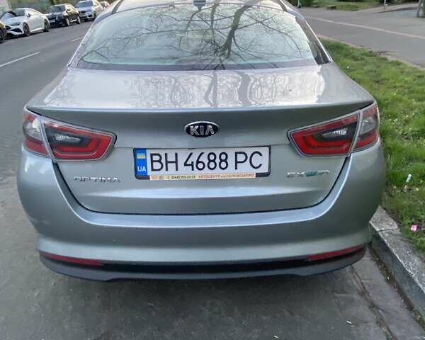 Серый Киа Оптима, объемом двигателя 2.4 л и пробегом 150 тыс. км за 10500 $, фото 5 на Automoto.ua