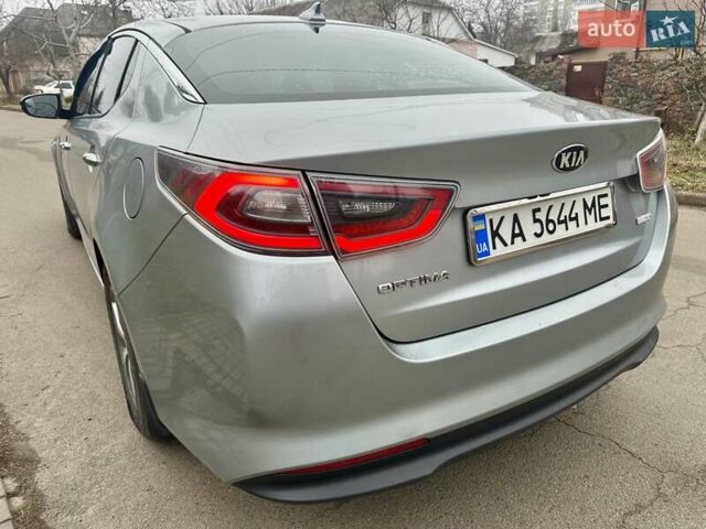 Серый Киа Оптима, объемом двигателя 2.36 л и пробегом 209 тыс. км за 9500 $, фото 7 на Automoto.ua