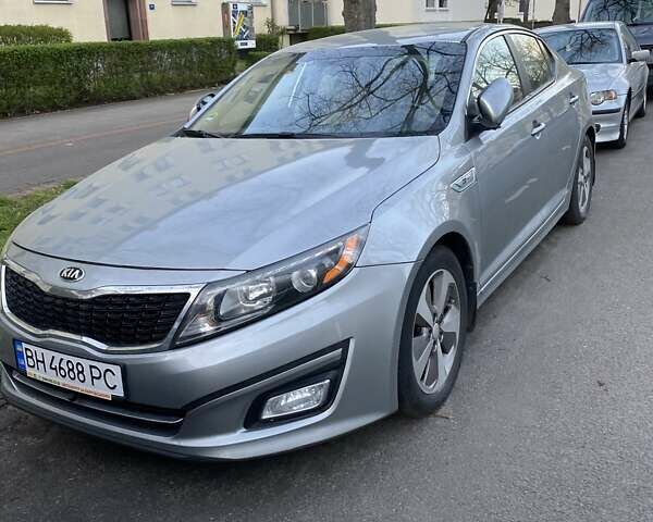 Серый Киа Оптима, объемом двигателя 2.4 л и пробегом 150 тыс. км за 10500 $, фото 2 на Automoto.ua