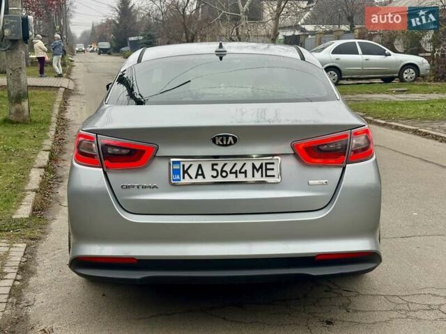 Серый Киа Оптима, объемом двигателя 2.36 л и пробегом 209 тыс. км за 9500 $, фото 6 на Automoto.ua