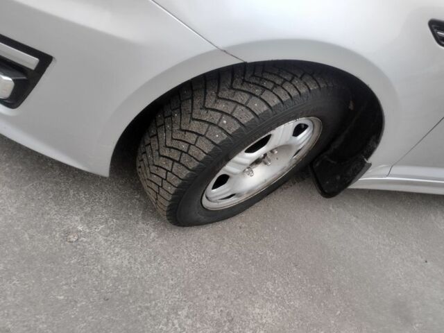 Серый Киа Оптима, объемом двигателя 2 л и пробегом 261 тыс. км за 6999 $, фото 12 на Automoto.ua