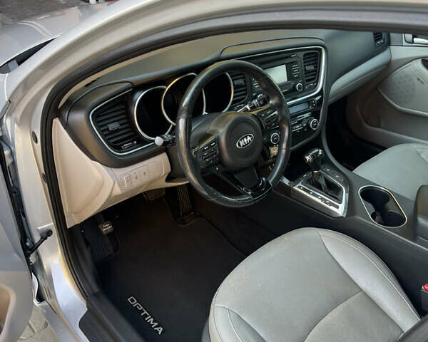 Сірий Кіа Оптіма, об'ємом двигуна 2.4 л та пробігом 142 тис. км за 9600 $, фото 36 на Automoto.ua