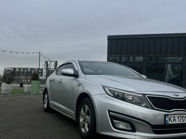 Сірий Кіа Оптіма, об'ємом двигуна 2 л та пробігом 246 тис. км за 7600 $, фото 2 на Automoto.ua