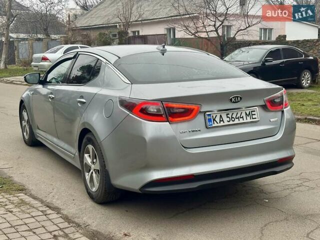Серый Киа Оптима, объемом двигателя 2.36 л и пробегом 209 тыс. км за 9500 $, фото 4 на Automoto.ua