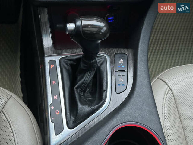 Сірий Кіа Оптіма, об'ємом двигуна 2.36 л та пробігом 220 тис. км за 8500 $, фото 37 на Automoto.ua